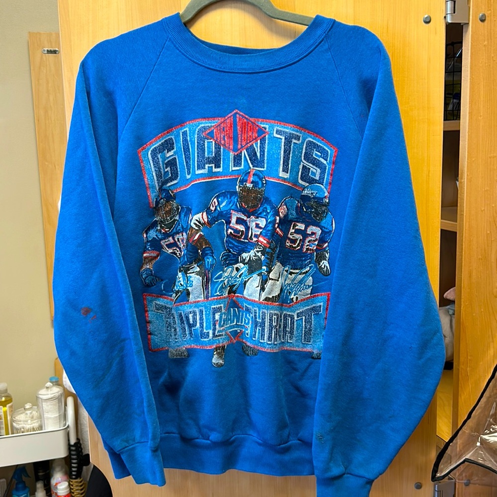 Vintage giants crew neck. Royal blue size medium.